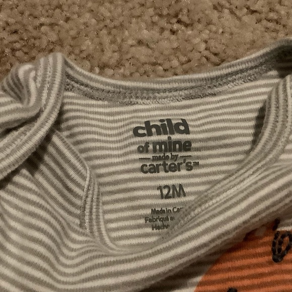 ☀️2 Child of mine and 2 Gerbers Organic onesies - Picture 5 of 7